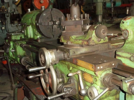 ขายด่วน เครื่องกลึง 6 ฟุต สภาพดี 45000 ของอังกฤษ