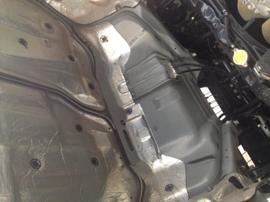 รถอีซูซุ NKR 130HP