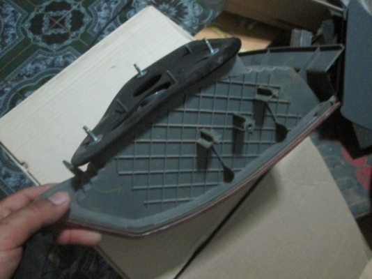 ขาย เสื้อไฟท้าย ข้างขวา RH รถ HONDA  CIVIC  FD 05-08