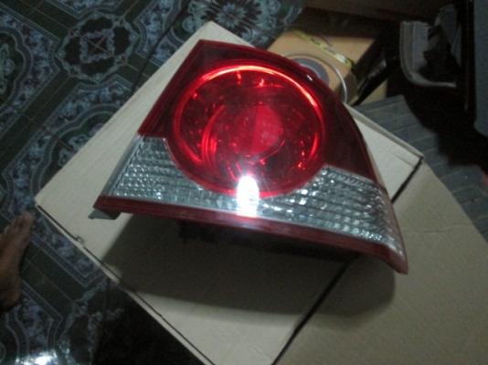 ขาย เสื้อไฟท้าย ข้างขวา RH รถ HONDA  CIVIC  FD 05-08