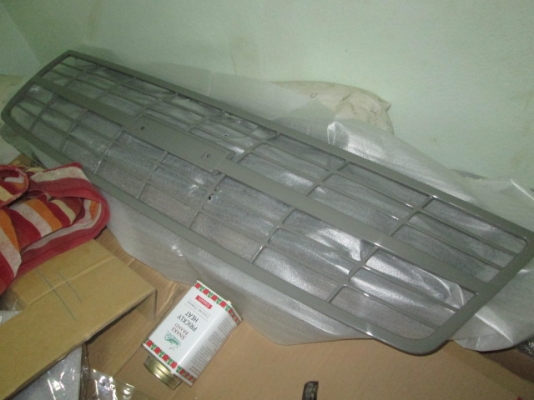 ขาย กระจังหน้า Dmax -SPARK ของใหม่