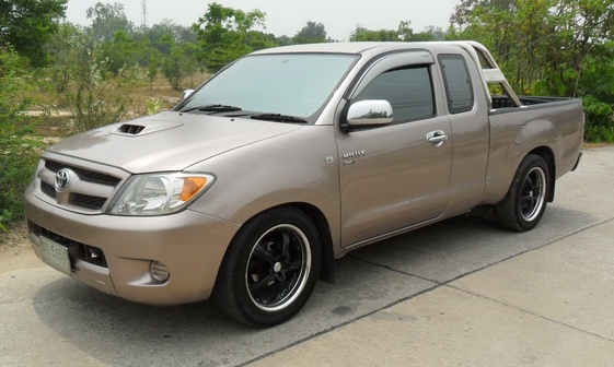 HILUX VIGO ดีเซล 2.5 E เปลี่ยนเป็น 1J แก็ซหัวฉีด lpg ถังใต้ท้อง จองแล้วครับ HILUX VIGO ดีเซล 2.5 E เปลี่ยนเป็น 1J แก็ซหัวฉีด lpg ถังใต้ท้อง จองแล้วครับ