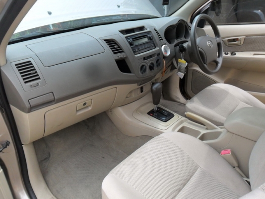 HILUX VIGO ดีเซล 2.5 E เปลี่ยนเป็น 1J แก็ซหัวฉีด lpg ถังใต้ท้อง จองแล้วครับ HILUX VIGO ดีเซล 2.5 E เปลี่ยนเป็น 1J แก็ซหัวฉีด lpg ถังใต้ท้อง จองแล้วครับ