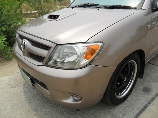 HILUX VIGO ดีเซล 2.5 E เปลี่ยนเป็น 1J แก็ซหัวฉีด lpg ถังใต้ท้อง จองแล้วครับ HILUX VIGO ดีเซล 2.5 E เปลี่ยนเป็น 1J แก็ซหัวฉีด lpg ถังใต้ท้อง จองแล้วครับ