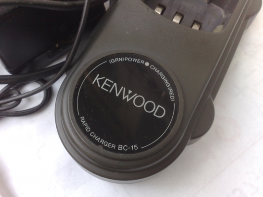 ขาย KENWOOD TH-28Eมีทะเบียนพร้อมชุดโอนสถาพใช้งานปกติ สิ่งที่จะได้ 1.ตัวเครื่อง 2.แบต 6 ก้อน 3.เสายางแท้ 4.แท่นชาร์ทแท้ 5.สายคล้องมือ 6.กล่องราง 6 ก้อน ขายในราคา 4900 บาทพร้อม EMS โอนไทยพาณิชย์ 0524083475 นิธิโรจน์ วงษ์ขันธ์เดช ขาย KENWOOD TH-28Eมีทะเบียนพร้อมชุดโอนสถาพใช้งานปกติ สิ่งที่จะได้ 1.ตัวเครื่อง 2.แบต 6 ก้อน 3.เสายางแท้ 4.แท่นชาร์ทแท้ 5.สายคล้องมือ 6.กล่องราง 6 ก้อน ขายในราคา 4900 บาทพร้อม EMS โอนไทยพาณิชย์ 0524083475 นิธิโรจน์ วงษ์ขันธ์เดช