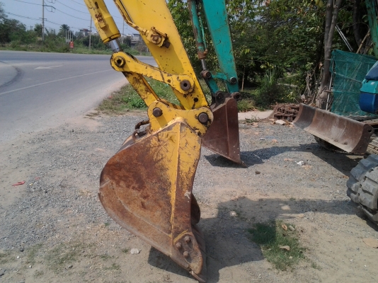 ขายด่วน..รถแบคโฮ KOBELCO SK60 M3  รถสวย เก่าญี่ปุ่น เลขไมล์ยังน้อย มีใบอินวอยล์.