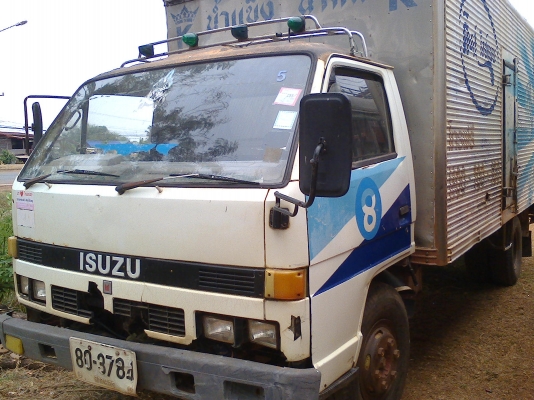 ISUZU NPR59PU 115 4BD1 ห้างแท้ปี 36 หูช้างครบ เกียร์สั้น ยกหัวได้พร้อมตู้น้ำแข็. 5 เมตร