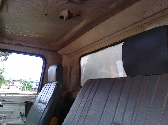 ISUZU NPR59PU 115 4BD1 ห้างแท้ปี 36 หูช้างครบ เกียร์สั้น ยกหัวได้พร้อมตู้น้ำแข็. 5 เมตร ISUZU NPR59PU 115 4BD1 ห้างแท้ปี 36 หูช้างครบ เกียร์สั้น ยกหัวได้พร้อมตู้น้ำแข็. 5 เมตร