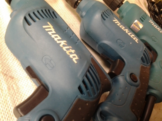 ล้างสต๊อกสว่าน 2หุน 3หุน ชลบุรี ล้างสต๊อกสว่าน 2หุน 3หุน ชลบุรี