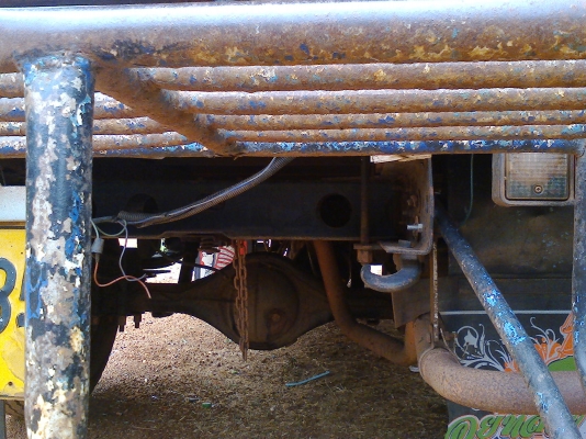 ISUZU NKR หัวกาตูนร์ เครื่อง88 ปี39 พร้อมหลังคาโดยสาร ISUZU NKR หัวกาตูนร์ เครื่อง88 ปี39 พร้อมหลังคาโดยสาร