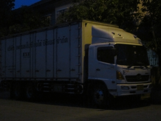 HINO-เมกก้าปี50-เครื่องJO8Cสวยๆตู้10บานไม่มีเสากลางยาง90\%