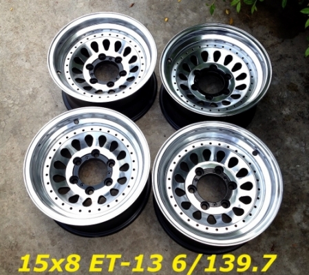 ขายล้อหยดน้ำ รูวงรี แท้ JAPAN 15x8 ใส่ 6 รูกระบะ เงาวิ๊งๆ *8500 บาทครับ