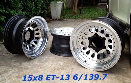 ขายล้อหยดน้ำ รูวงรี แท้ JAPAN 15x8 ใส่ 6 รูกระบะ เงาวิ๊งๆ *8500 บาทครับ