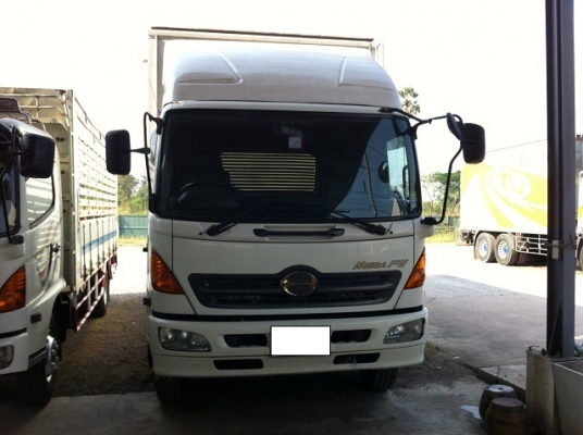 HINO MEGA FG 6 ล้อ 7.30เมตร ตู้ 10 บาน มีลิฟท์ท้าย สวยจัดๆ