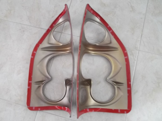 ครอบไฟท้าย ครอบไฟท้าย