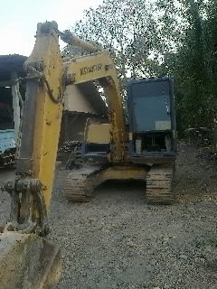 ขาย KOMATSU PC 60-5 เก่านอกใช้ในไทย 5 เดือน มีเอกสารนำจดทะเบียน ราคาต่อรองได้เจ้าของขายเอง