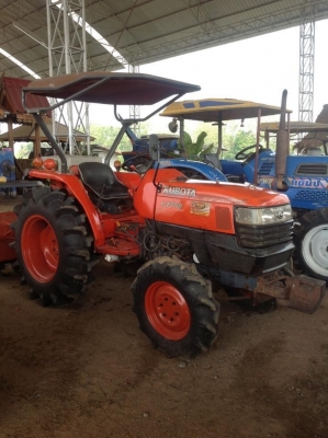 ขายรถไถคูโบต้า L3408 สภาพดี ราคาเป็นกันเองคะ