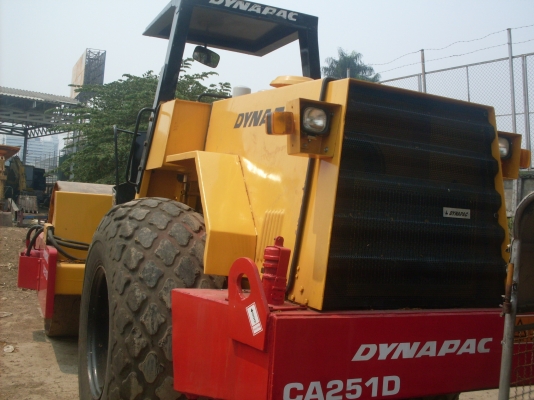 ขายรถ DYNAPAC CA251D