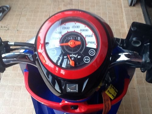 HONDA SCOOPY I ตัวใหม่ล่าสุด(ไฟฝัง)สภาพป้ายแดง HONDA SCOOPY I ตัวใหม่ล่าสุด(ไฟฝัง)สภาพป้ายแดง