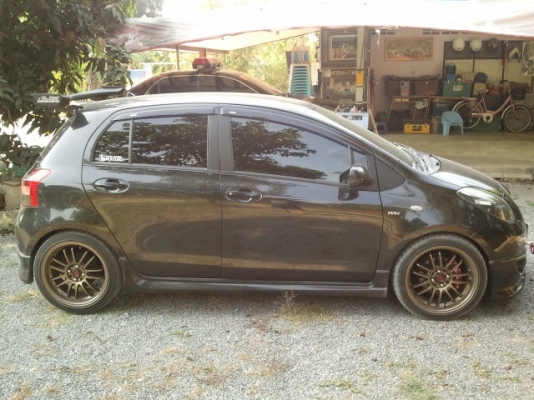 ธารนนทบุรี//ขาย toyota yaris ปี2006 แต่งสวยๆ ราคา380,000บาท ทะเบียนพร้อมโอนค่ะ