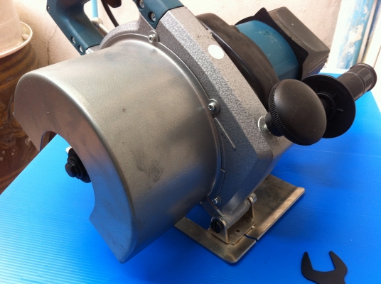 WALL CHASER เครื่องเซาะร่องผนังคอนกรีต ราคาเพียง 4900 บาท WALL CHASER เครื่องเซาะร่องผนังคอนกรีต ราคาเพียง 4900 บาท