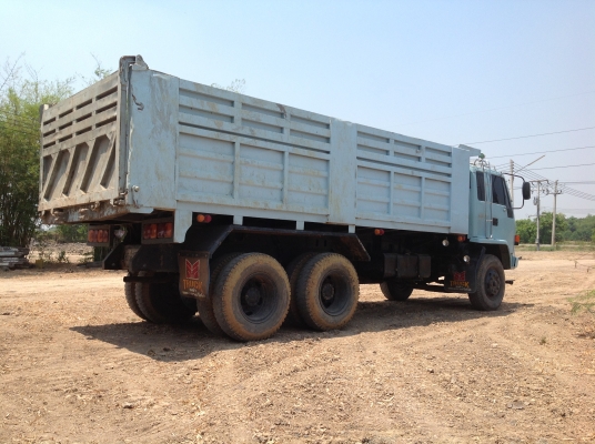 ขาย รถ 10 ล้อดั้ม ISUZU 240 แรง (นางฟ้าแท้) สนใจต่อรองราคาโดยตรง 081-4283210