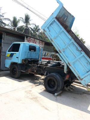 ขาย ISUZU NKR88 รถห้างแท้