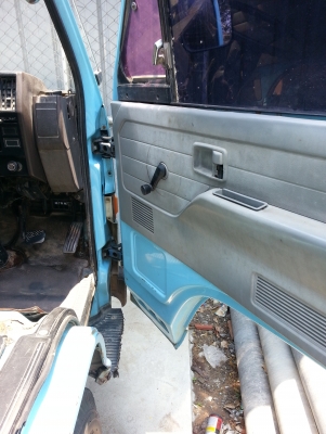 ขาย ISUZU NKR88 รถห้างแท้