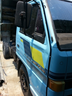 ขาย ISUZU NKR88 รถห้างแท้