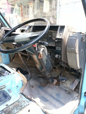 ขาย ISUZU NKR88 รถห้างแท้