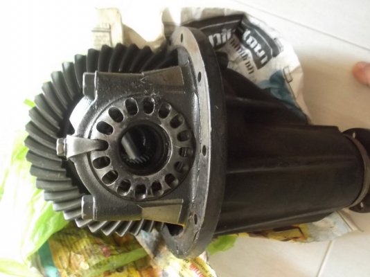 ขาย เฟืองท้ายTOYOTAถอด0k LN-106