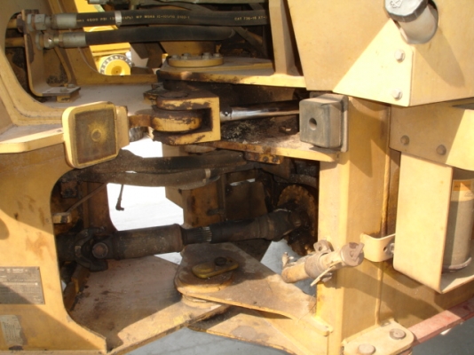 924GZ : รถตักล้อยาง กลับจากงานเช่า : โทร.กุ้ง:TOS:081-3062283