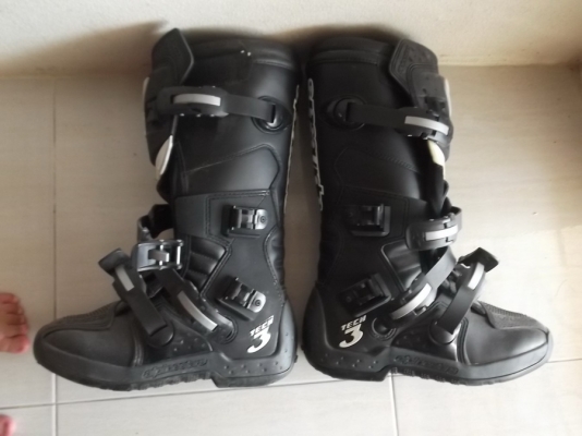 ขาย รองเท้าขี่รถวิบาก Tech 3