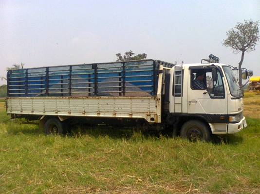 ขายรถหกล้อฮีโน่สมอเงินช่วงยาว