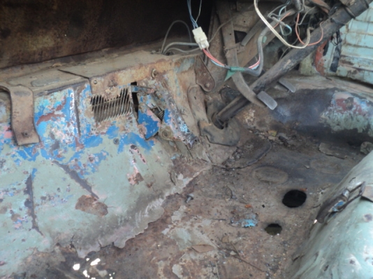 ขายรถหกล้อ โตโยต้า 6ล้อเล็ก ราคาถูก  ราคาถูกกว่าอีแตนอีก ลดราคาแล้ว