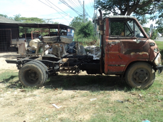 ขายรถหกล้อ โตโยต้า 6ล้อเล็ก ราคาถูก  ราคาถูกกว่าอีแตนอีก ลดราคาแล้ว