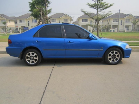 Honda Civic EH9 4DR SUNLOOP V-TEC ตัวนอกแท้ๆ Honda Civic EH9 4DR SUNLOOP V-TEC ตัวนอกแท้ๆ