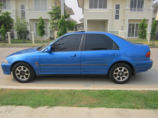 Honda Civic EH9 4DR SUNLOOP V-TEC ตัวนอกแท้ๆ Honda Civic EH9 4DR SUNLOOP V-TEC ตัวนอกแท้ๆ