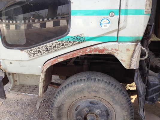 ขาย 6 ล้อดั้ม HINO FC 144 รถห้างแท้ เฟืองท้าย+คานหน้าF (WO6E 150แรง) คัซซีสวยตลอดเส้น ไม่ผุ ไม่ดาม FC144A ยาง 6 เส้น ยาง 8.25. ขาย 6 ล้อดั้ม HINO FC 144 รถห้างแท้ เฟืองท้าย+คานหน้าF (WO6E 150แรง) คัซซีสวยตลอดเส้น ไม่ผุ ไม่ดาม FC144A ยาง 6 เส้น ยาง 8.25.