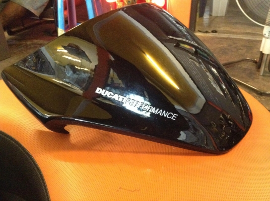 ขายครอบเบาะหลังดูคาติของแท้