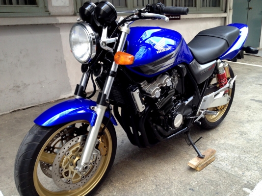 ขาย CB400 SF V-TEC2 ปี02 อินวอยแท้+สรรพสามิตแท้+พรบ. ราคา119000 บาท ต่อรองได้