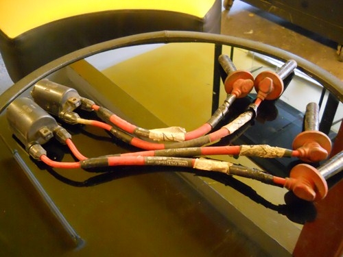 ขายปลักหัวเทียนแต่งพร้อมสายใส่cb400ปี93-98-vtec