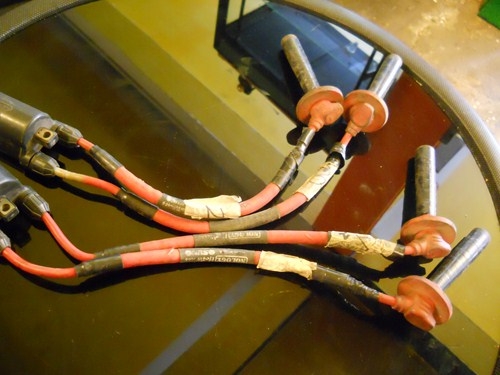 ขายปลักหัวเทียนแต่งพร้อมสายใส่cb400ปี93-98-vtec