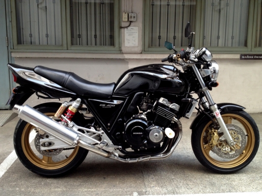 ขาย CB400 SF ปี98 เวอชั่นS สวยๆ อินวอยแท้ ราคา 82000 บาท ต่อรองได้