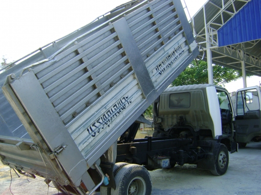 ขายรถ6ล้อดั้ม FC4J รถห้างแท้ กะบะเลส สภาพพร้อมใช้งาน เครื่องดี คัชชีสวย