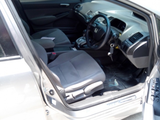 ซีวิค 07 ออโต้ abs / airbagคู่ มือเดียวออกห้าง ชอบจริงราคาว่ากัน