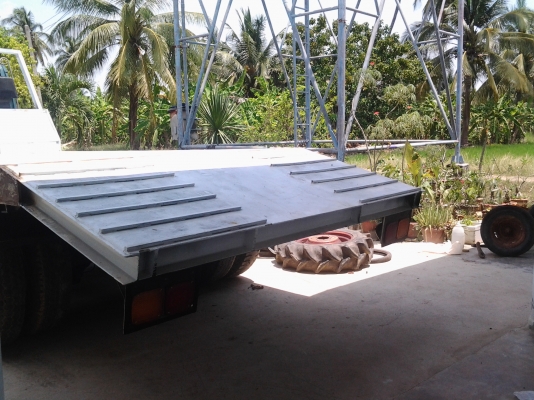 10ล้อ1เพลา. อีสุสุร๊อกกี้ 195 เครื่อง175. เบรกจิฟฟี่  คัสซีJcm. เพลาท้ายจัมโบ้   ขายตามสภาพ