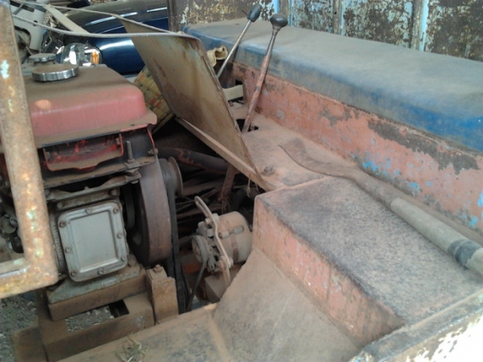 ขายแต๋น6ล้อ ใหญ่ๆ ราคาไม่แพง เครื่องKUBOTA ET110 ติดง่าย แห้งดี ช่วงล่างใหญ่ คัสซีหน้า4สวย วางหมอนไม้เสริมแข็งแรง เฟืองท้าย NKR110 ยางดี6เส้น แถมคานหน้า6ล้อให้ซื้อมายังไม่ได้ใส่ กระบะคอกไม้สูง พื้นไม้ ยาว 3.5ม. สวยแข็งแรง ไม่มีโยก ไม่ผุไม่หัก สโลว์พร้อมคร