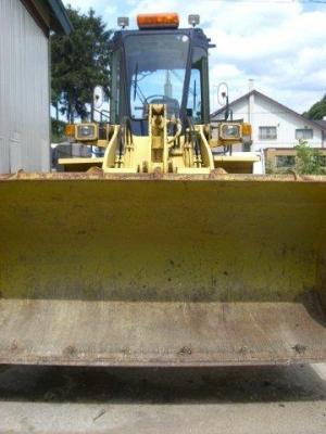 รถตักล้อยาง WA150-1-30449  เดินทางถึงไทยแล้วเมื่อเร็ว ๆ นี้ สภาพสวย ซีเรียลสูง โทร.081-373-0559