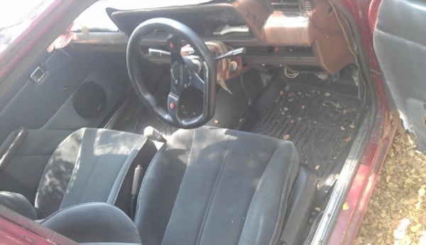 ขายด่วนๆตามสภาพmazda 323 เคื่องติดเครื่องดีรถไม่ผุ ต้องซ่อมช่วงล่างอย่างเดียวครับ